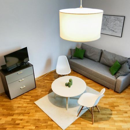 Next To The Main Square Apartment Krakow Bagian luar foto